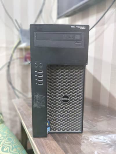 DELL gaming system with 28" LED in very good condition