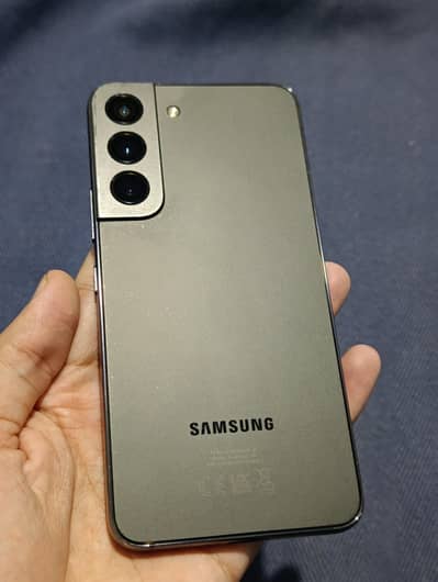 Samsung Mobile S22