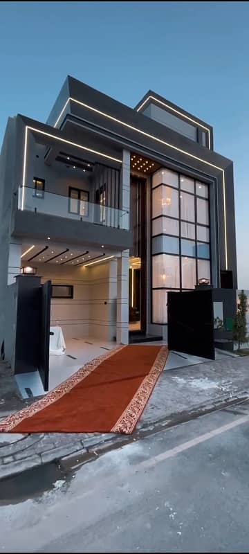 5.33 Marla Modren Designer House For Sale Bahria Town Lahore