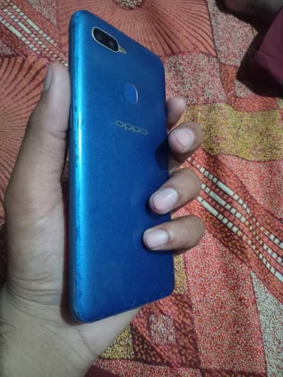 OPPO A5s only mobile 3gb 32gb read full add