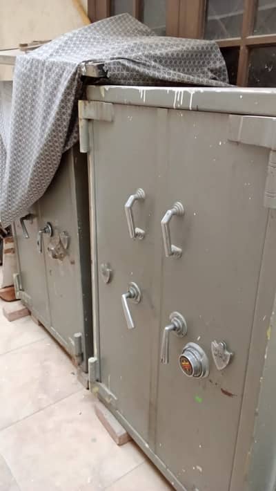 Heavy Duty Steel Safe Cabinet for Sale