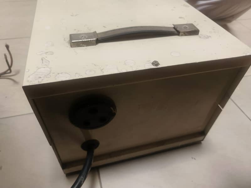 universal Automatic Voltage Stabilizer 1