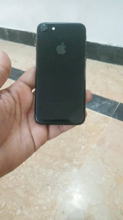Apple iPhone 7