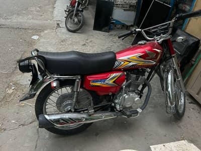 Honda 125 For sale 11500 km Drive price almost final