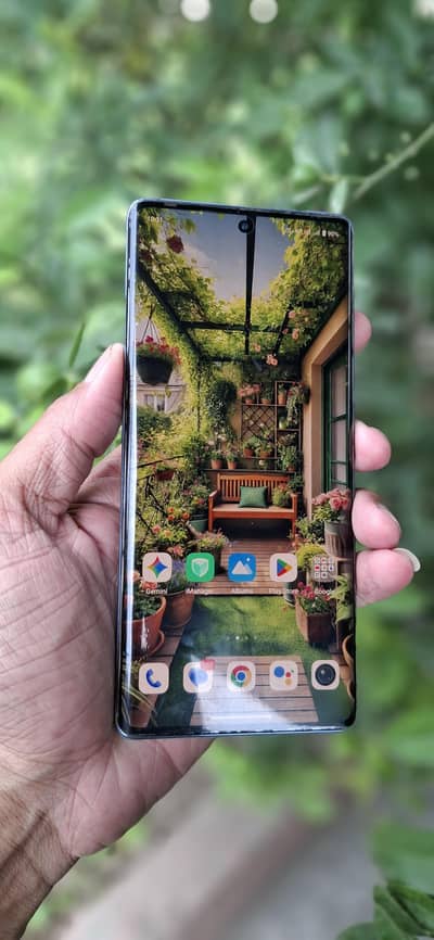 Dual sim 5G official pta Complete box All original (Urgent Sale