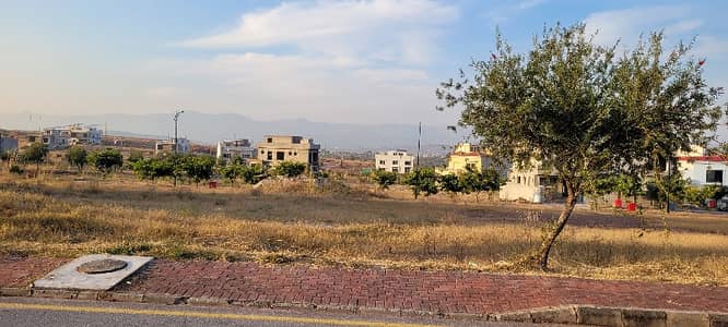 Marla Corner Boulevard Plot + 1 Marla Extra Land | Sector N Bahria Enclave Islamabad | Possession Paid | Margalla View
