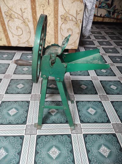  Saag Cutting Machine – Heavy Duty Manual Cutter