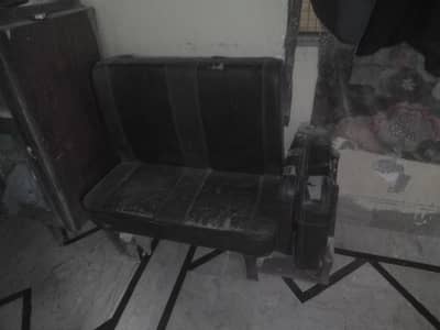 this is seats of hi roof