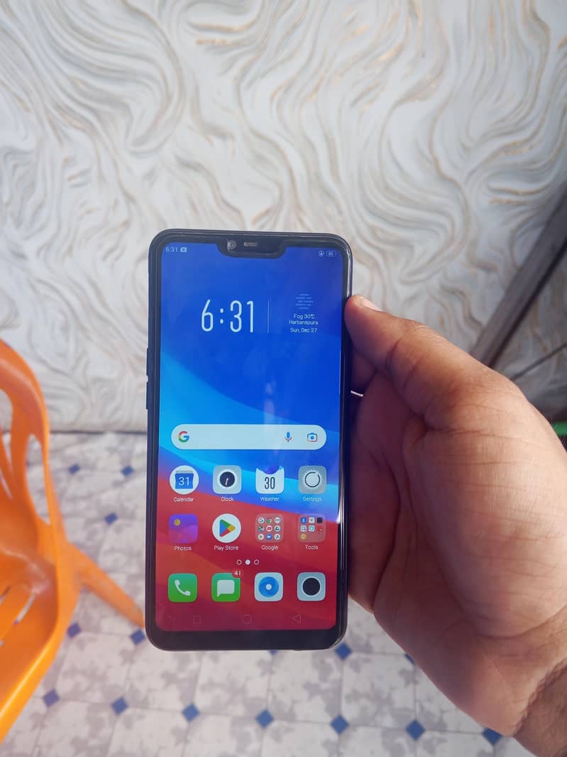 OPPO A3s 0