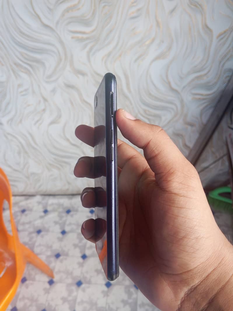 OPPO A3s 1