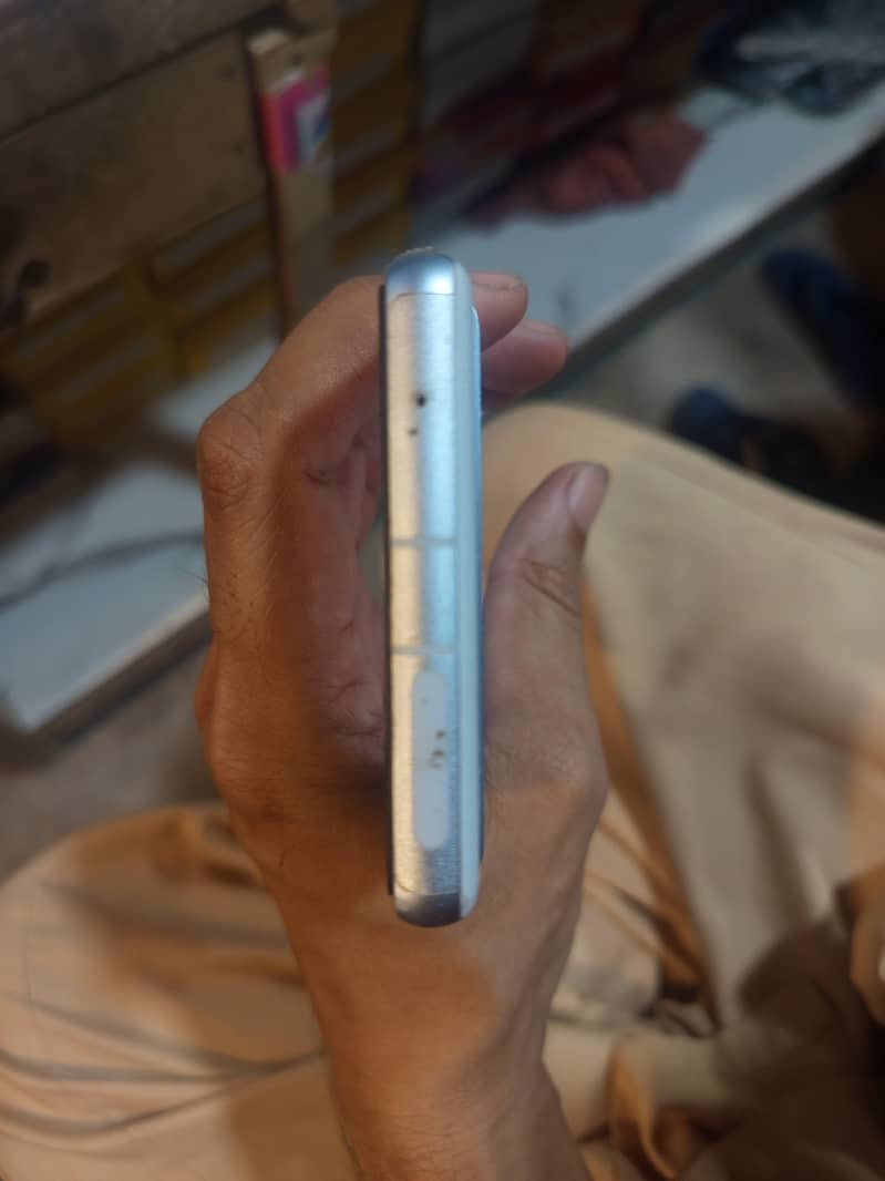 Google Pixel 7a 1