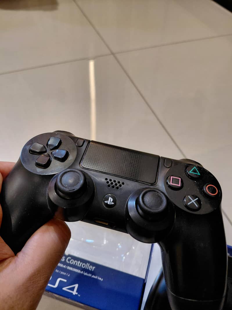 PlayStation 4 controllers 5