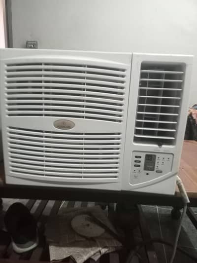 0.75 ton invertr ac good condition cooling bht achi hai