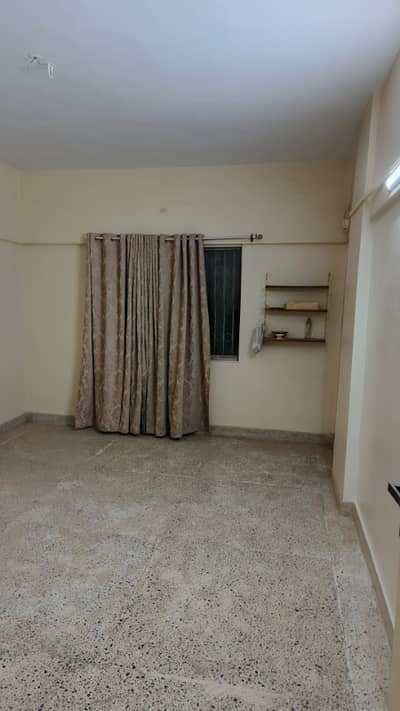 GULSHAN E SHAMIM COMMERCIAL 3rd FLAT FOR SALE
