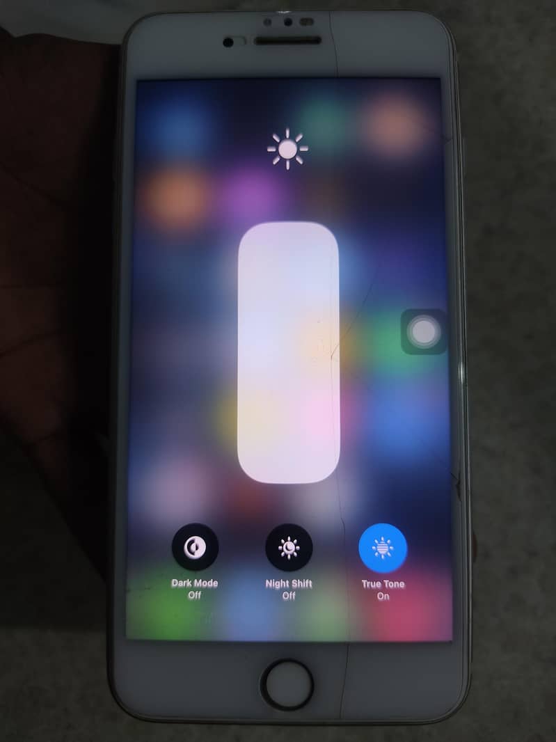 Apple iPhone 8 Plus 6