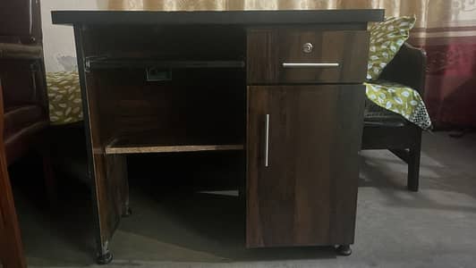 Office table and sofa for sale