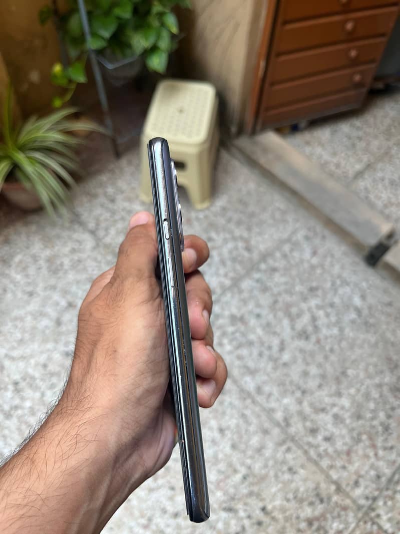One Plus 9 4