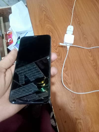 iPhone XS Max bypass
