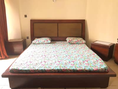 Solid Wooden King size Bed with dresser and 2 side tables