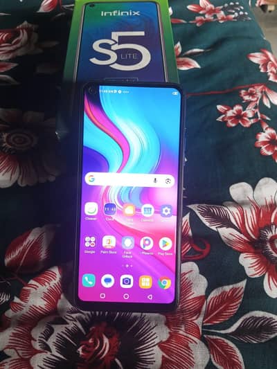 Infinix S5 4/64 with box