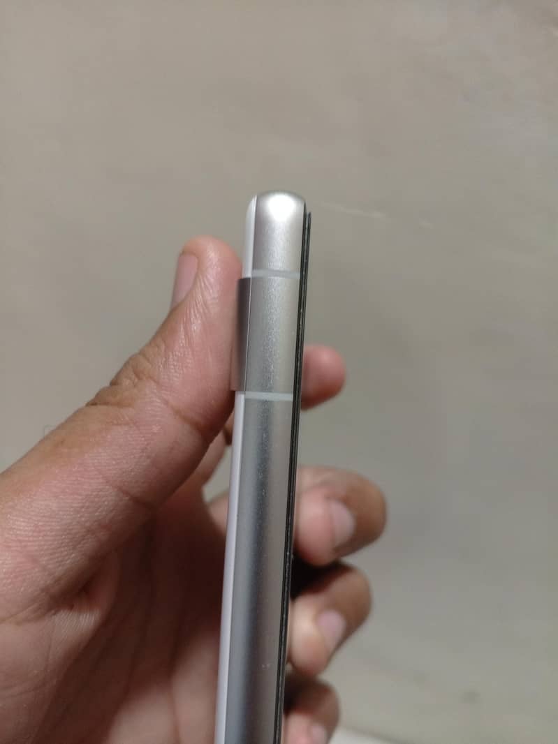 Google Pixel 7a 1