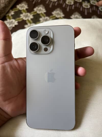 Apple iPhone 15 Pro Max