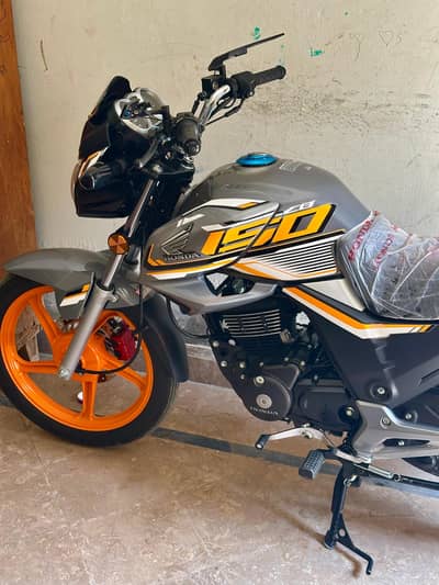 Honda Cb150f 2026 special edition (silver)
