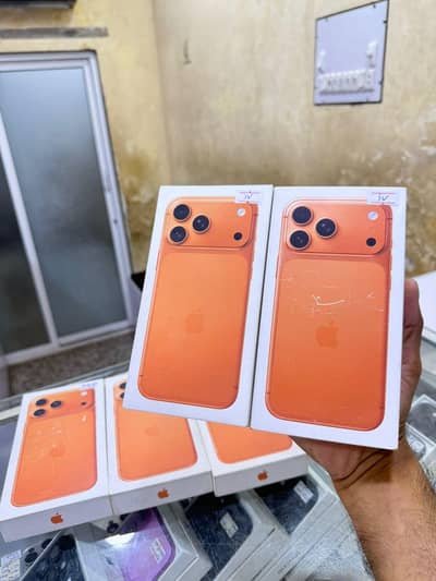 Apple iPhone 17 Pro Max JV box packed