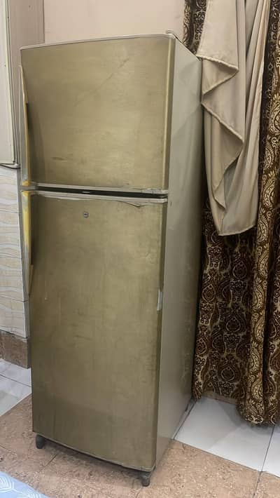 dawlance refrigerator