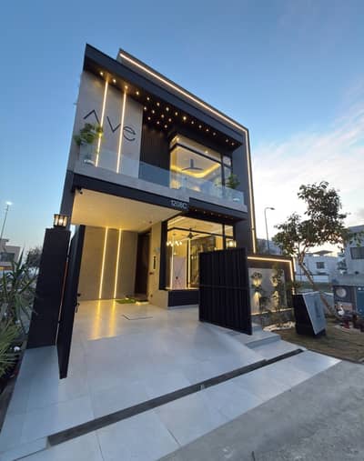 5 MARLA BRAND NEW BUNGALOW FOR RENT | DHA 9 TOWN