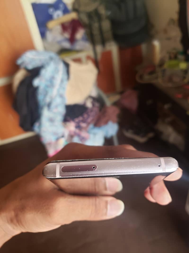 Samsung Mobile Note 9 8