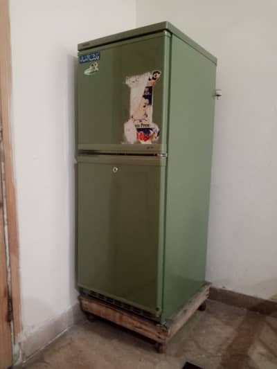 Good Condition fridge for Sale