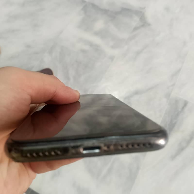 iphone x 4