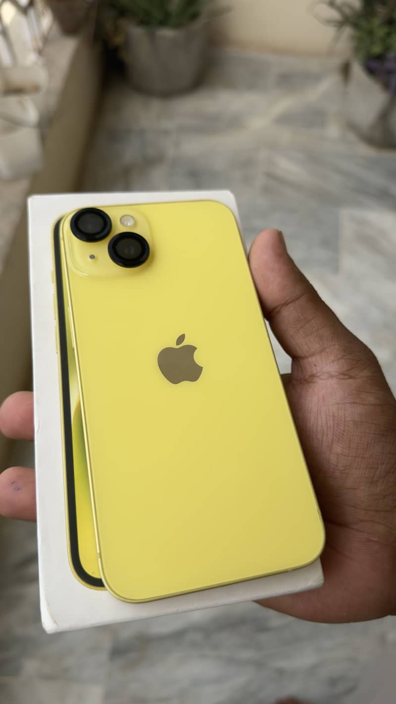 iPhone 14 1