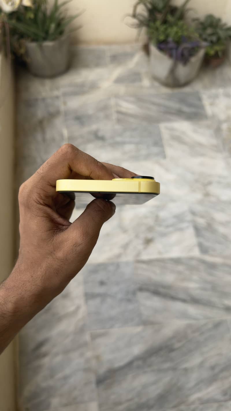 iPhone 14 6
