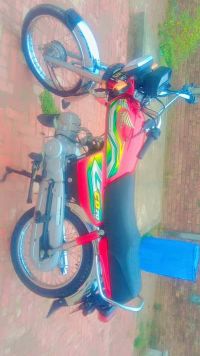 bilkul ok good condition. mob 03053669012