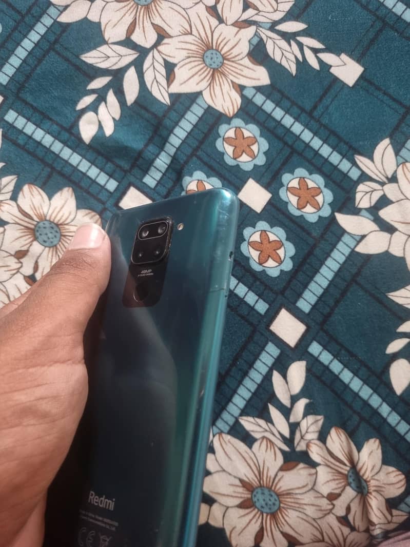 Xiaomi Redmi Note 9 3