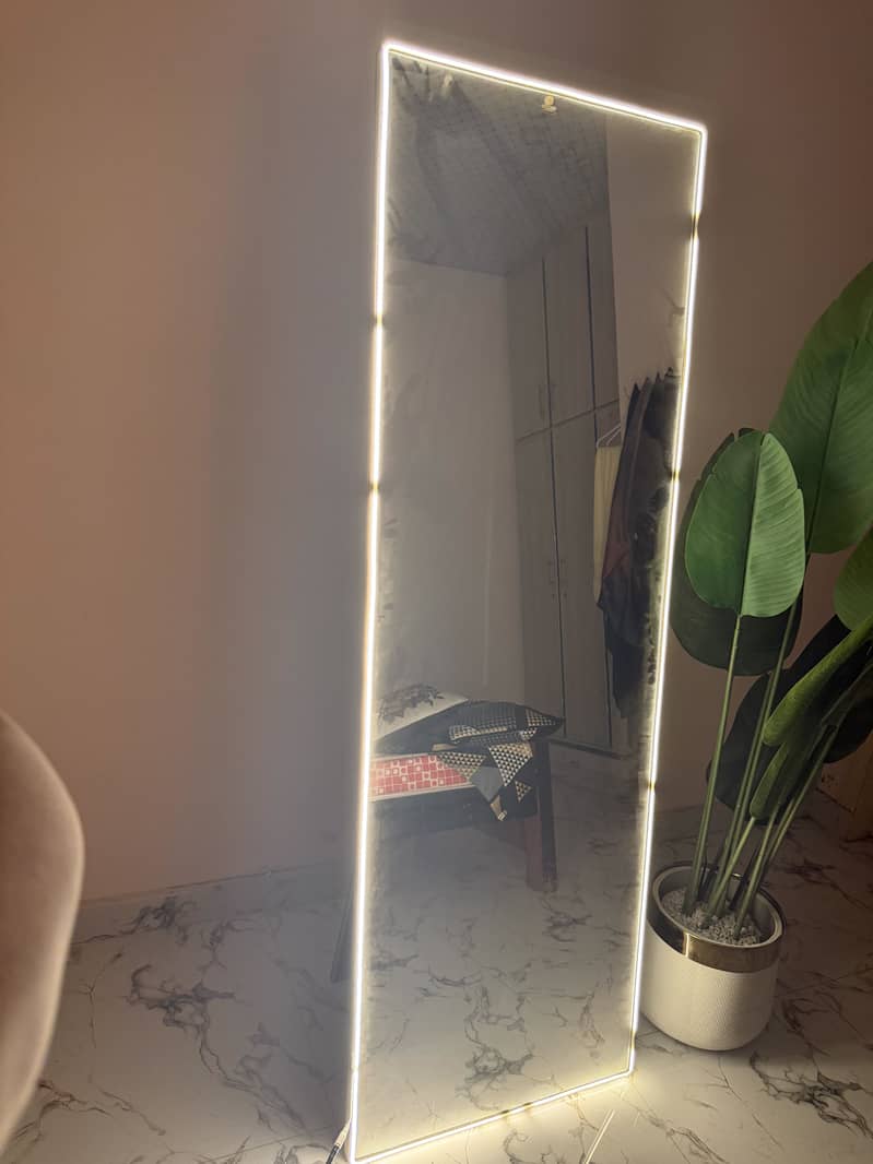 Mirror 7