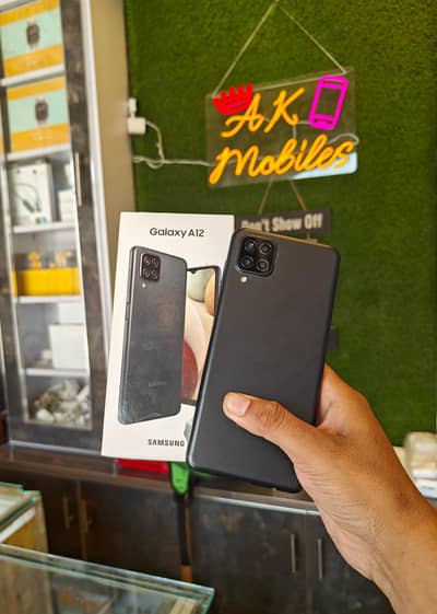 Samsung Mobile A12 4gb 64gb urgent for sale