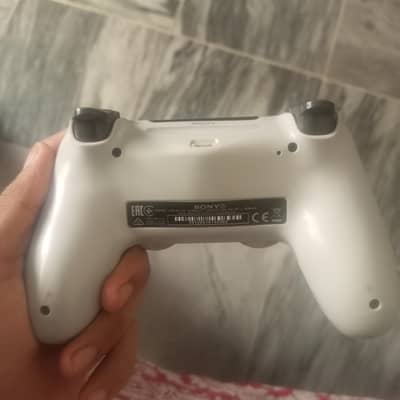play station4 dual shock 4 controller for sale