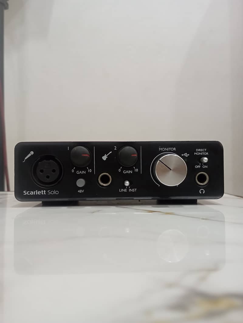 Focusrite 2 Audio Interface 1