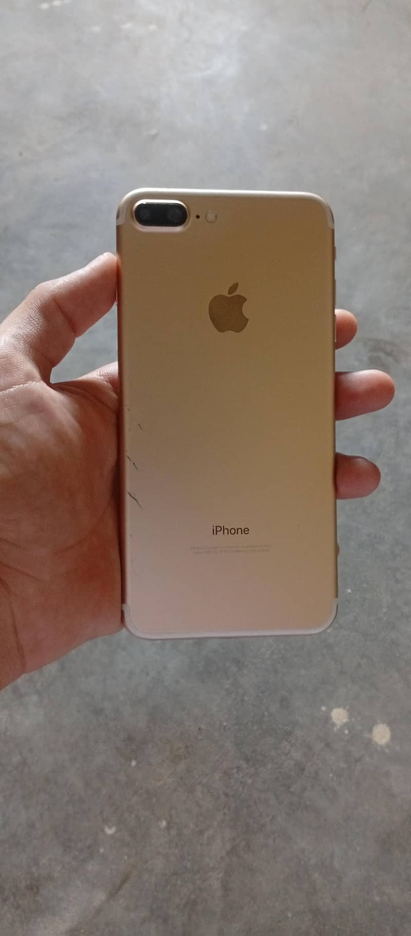 Apple iPhone 7 Plus 0