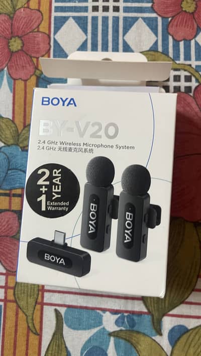 BY-V20 Ultracompact 2.4GHz Wireless Microphone