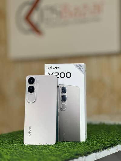 Vivo Y200 8GB Ram 256GB Storage with Box & Charger