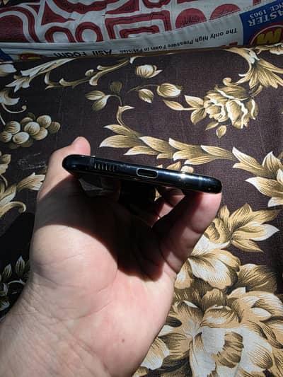 Samsung Mobile S20 Plus