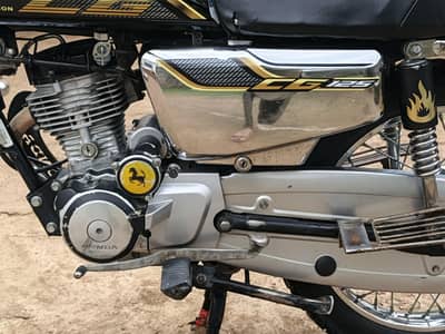 Honda CG 125 special edition  WhatsApp 03175181244