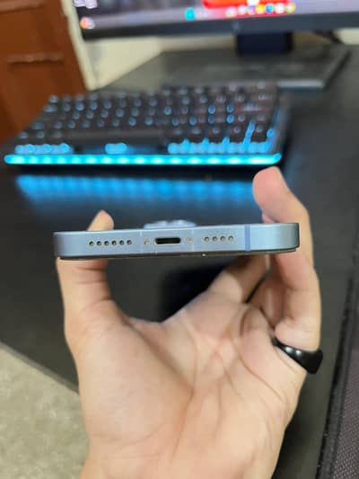 iphone 14 plus JV LLA 87 demand