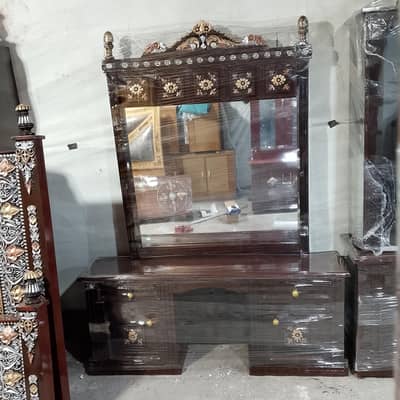 bed dressings and side table showcase