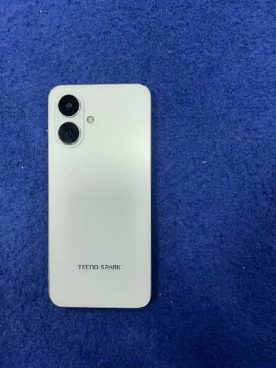 Tecno spark go 2 64GB + 4GB Rom 4GB + 4GB RAM with box with warranty