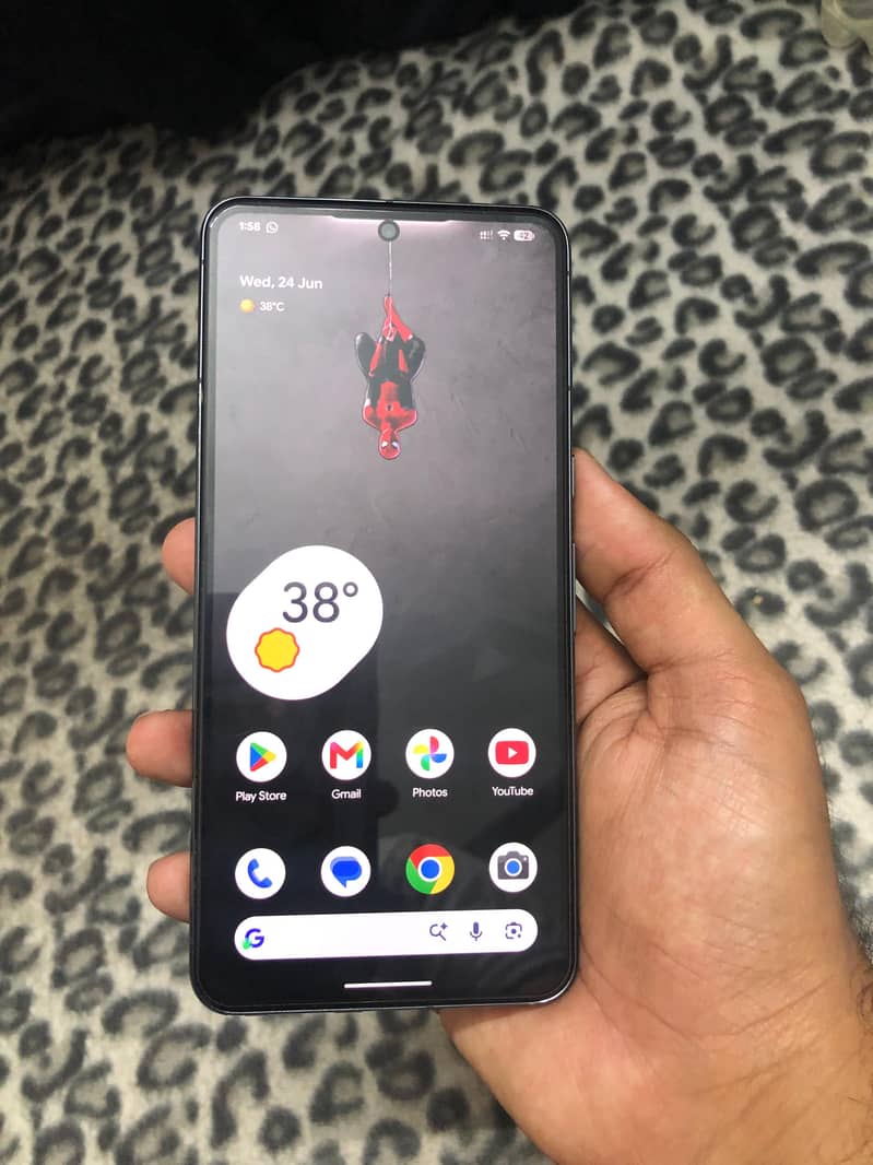 Google Pixel 8 Pro 1